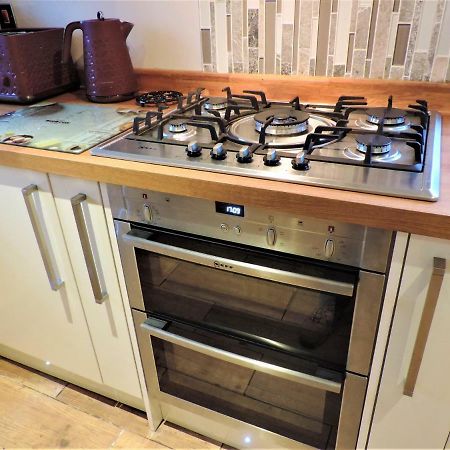 3 Bed Farnborough Air Accommodation Luaran gambar