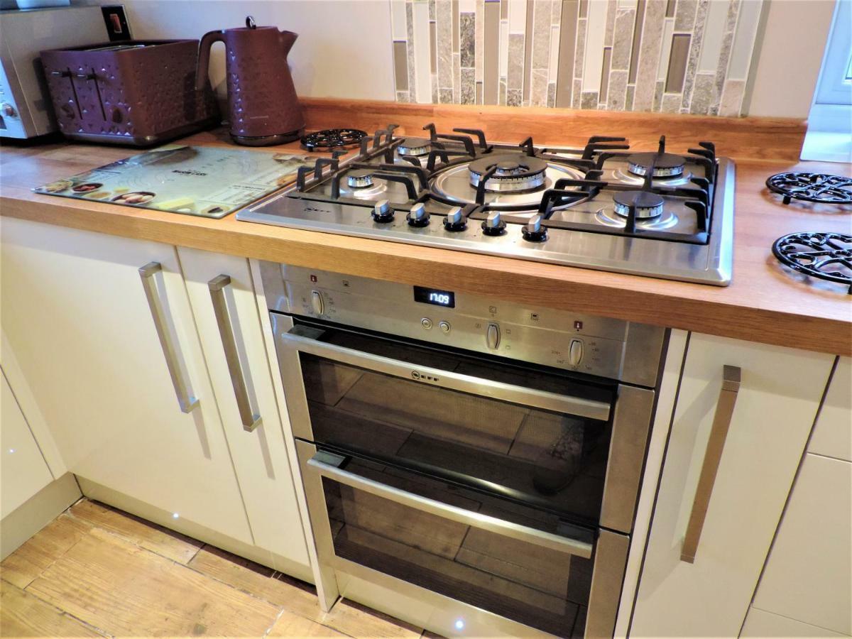 3 Bed Farnborough Air Accommodation Luaran gambar
